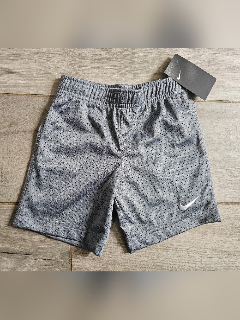 NIKE Youth Boys Light Grey Athletic Mesh Shorts | 4 YRS NWT